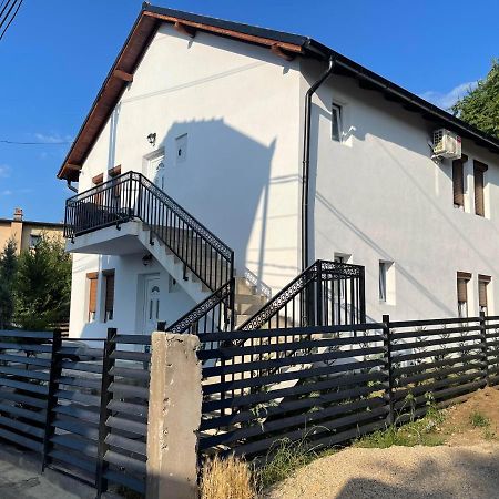 Rock Hostel Pristina Exterior photo